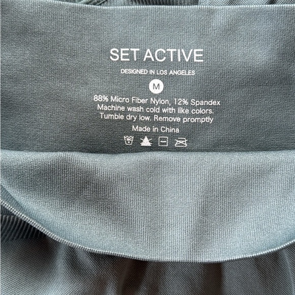 Set Active - Picture 4 of 4